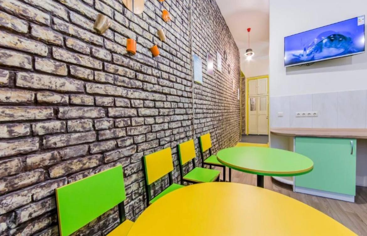 Vorobey Hostel Kiev Eksteriør billede