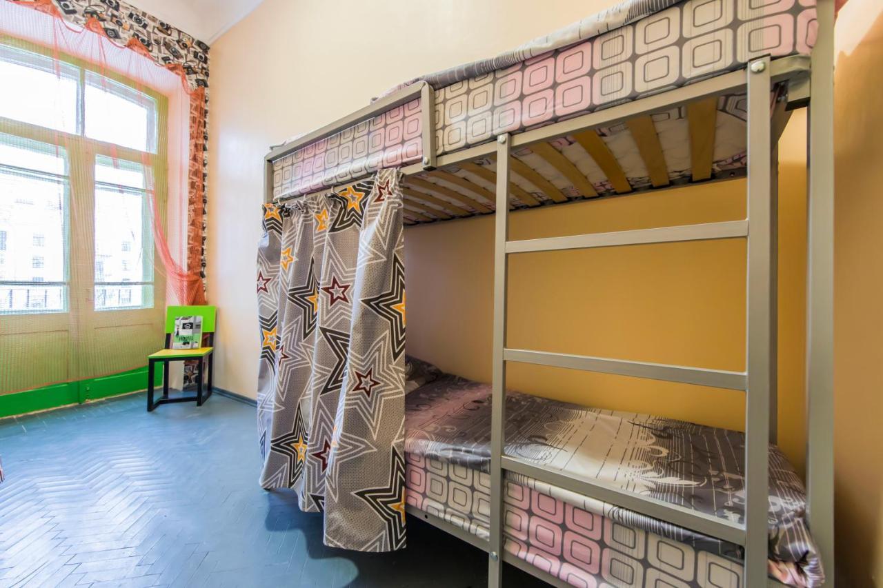 Vorobey Hostel Kiev Eksteriør billede