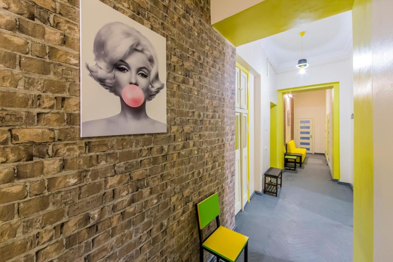 Vorobey Hostel Kiev Eksteriør billede